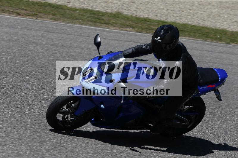 /15 22.05.2026  Plüss Moto Sport  Discover the Bike ADR /Gruppe gelb - Bike 2/61